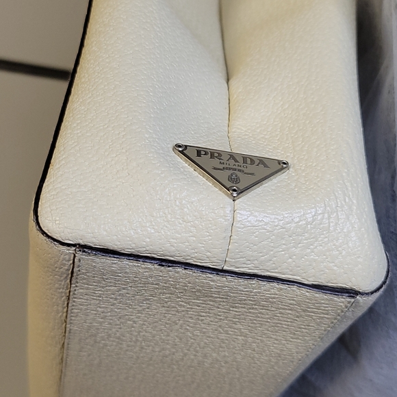 PRADA shoulder bag - Picture 8 of 15
